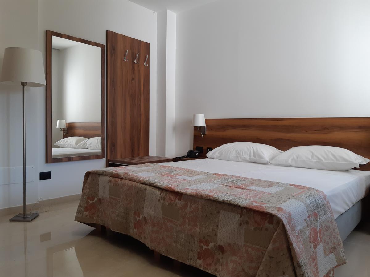Morello Hotel 3*